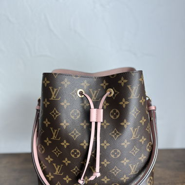 Louis Vuitton NeoNoe Rosa
