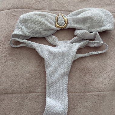 Weisses Texturiertes Bikini