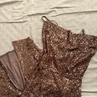 Robe pailletée brune
