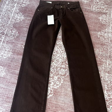 Jeans marron coupe droite