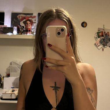halter top😊