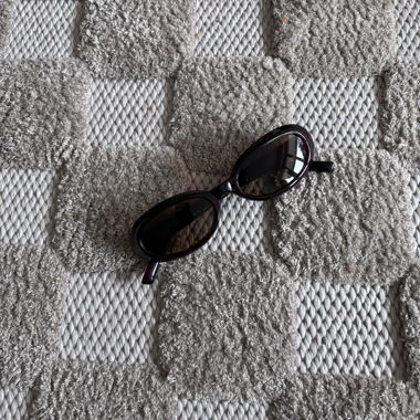Lunettes de soleil ovales
