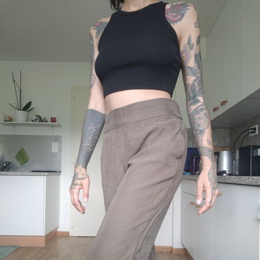 C&A Hose in Khaki/Olive 90% Viskose