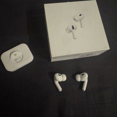 NO CASE Apple AirPods Pro 2nd Generation