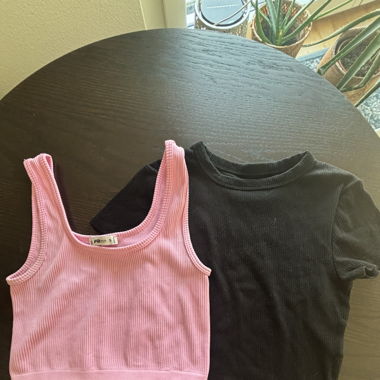 Crop tops