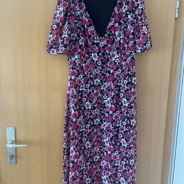 Robe fleurie noire