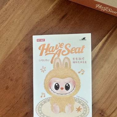 Pop Mart Labubu