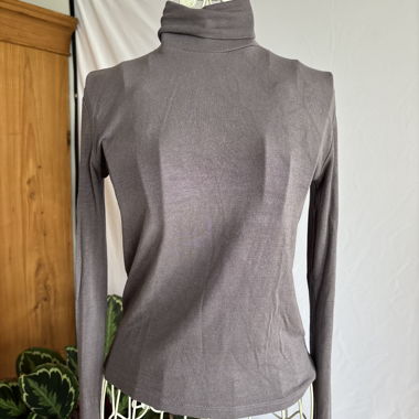 Rollkragenoberteil von Zara nie getragen