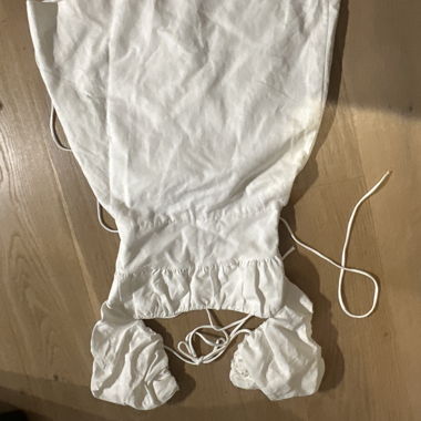 Mini-robe dos nu Zara