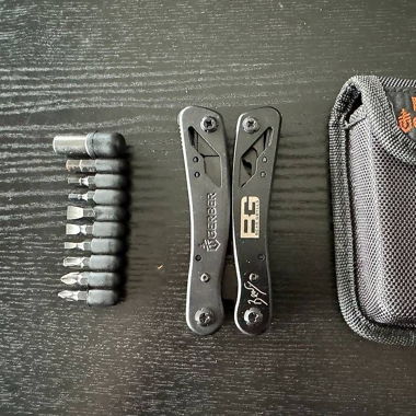 Multi-outils Gerbër Bear Grylls Ultimate Black