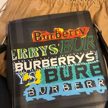 Umhängetasche Burberry Limited Edition 2017