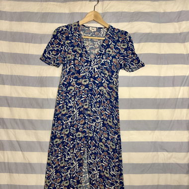 Maxi-Sommerkleid mit schönem Blumenmuster