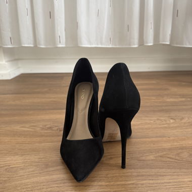 High heels 