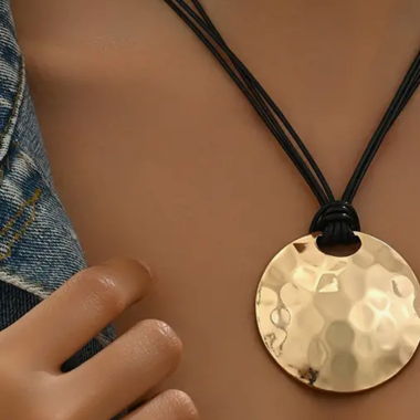 Collier doré 