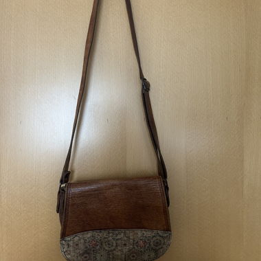 Small handbag with long handles