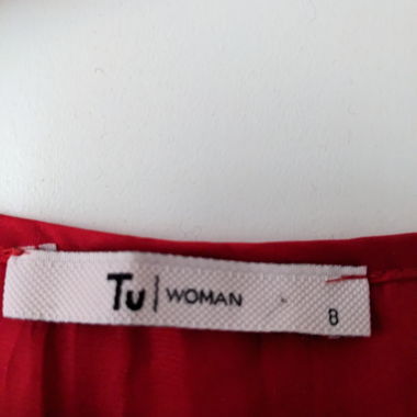 Red knitted jumper 