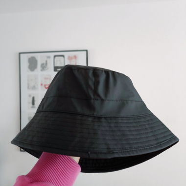 Bucket Hat von Rains
