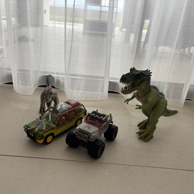 Jurassic Park Dino- und Auto-Spielset