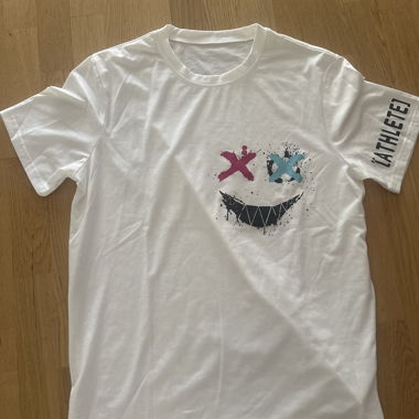 T-shirt blanc graphique