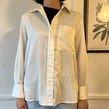 Weisse Bluse