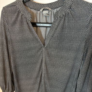 Bluse mit Muster ohne Knöpfe