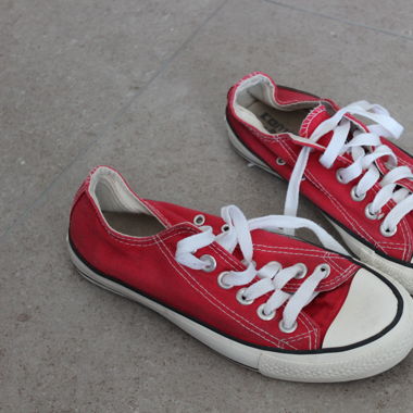 Converse basse rosse 