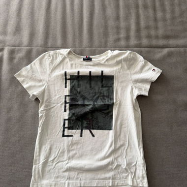 T-Shirt Tommy Hilfiger Gr. 140