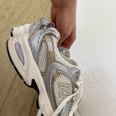 New Balance 530 – Weiss/Silber/Beige/Lavendel