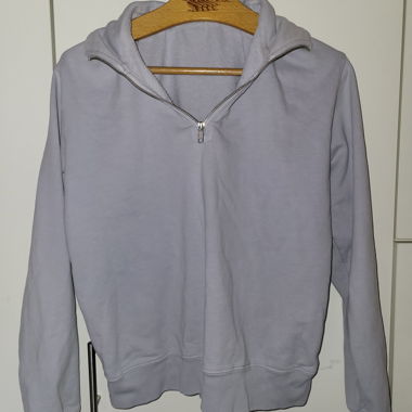 Brandy Melville Pullover