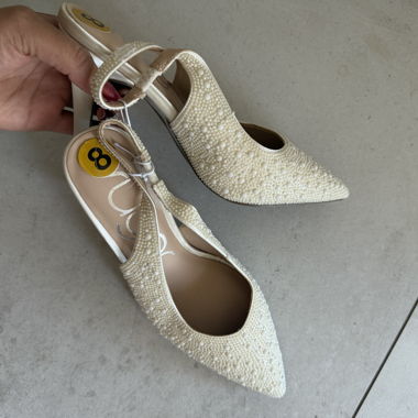 Scarpe beige con tacco