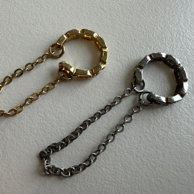 Ohrhoops, Ohrstecker in Gold- und Silberfarben
