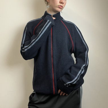 Veste ample en maille avec fermeture éclair et rayures rouges