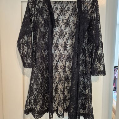Cardigan en dentelle noir