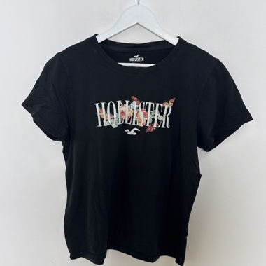 T-shirt grafica nera Hollister