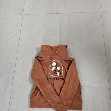 Mustang Pullover 