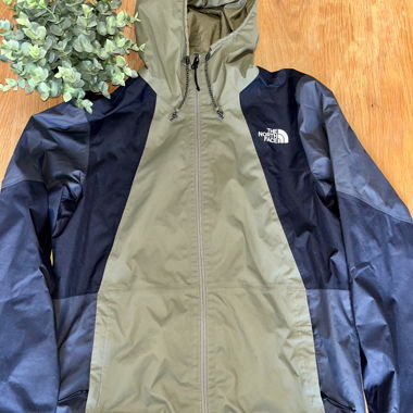 The North Face men’s hooded shell jacket S