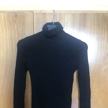 Black turtle neck sweater 