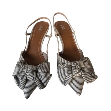 Beach-Slingbacks mit Kitten Heel