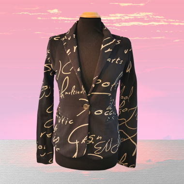 Statement-Blazer mit coolem Typografie-Print