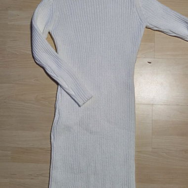 Abito in maglia bianco con collo alto, taglia M