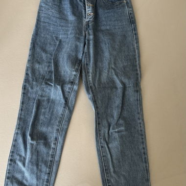 Levis Mom Jeans