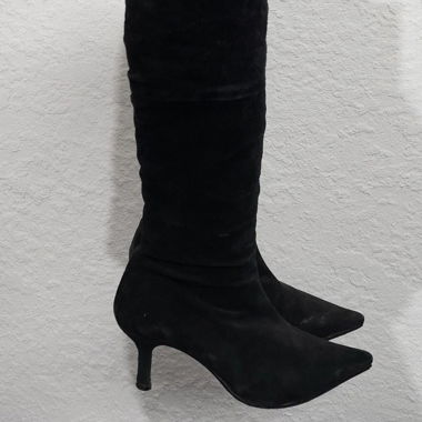 black pointy boots
