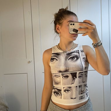 Tanktop mit Augen Motiv