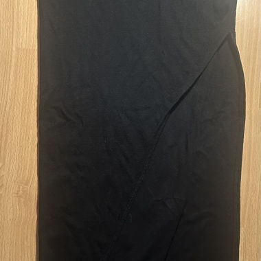 Black Maxi Skirt with Side Slit – Soft & Stretchy