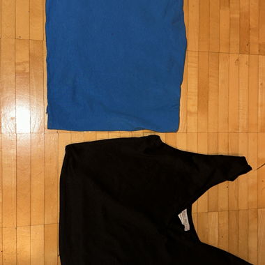 2 tops
