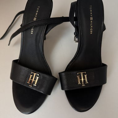 Tommy Hilfiger Sandals