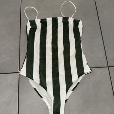 Costume Intero a Righe Bianco e Nero