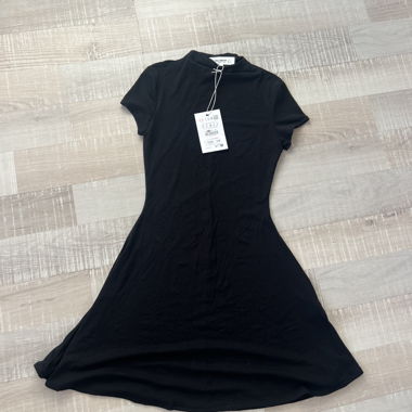 Schwarzes Kleid von Pull&Bear