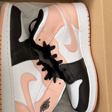 Nike Air Jordan 1 Mid GS « Arctic Orange »
