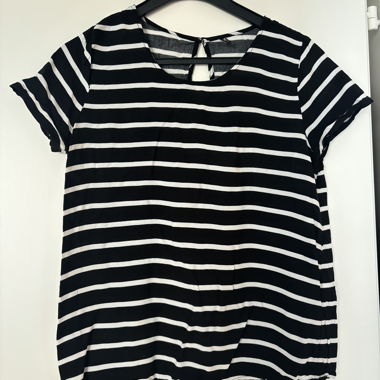 Gestreiftes Shirt